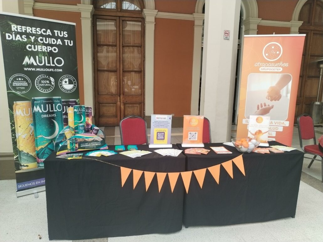 🌟Atrapasueños participó en el primer Encuentro “Sobre la Vida y la Muerte” en el Centro de Extensión UC